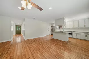 10658 Northbrook Dr, Houston, TX 77043 - Photo 7
