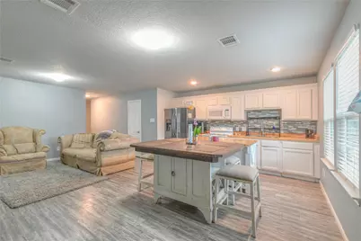 16701 E Hammon, Montgomery, TX 77316 - Photo 7