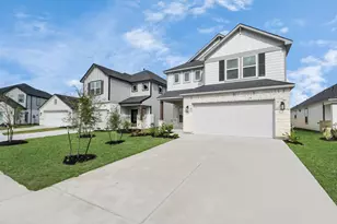 18518 Athena Flower Dr, Fresno, TX 77545 - Photo 3