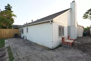 6323 Gladewell Dr, Houston, TX 77072 - Photo 13