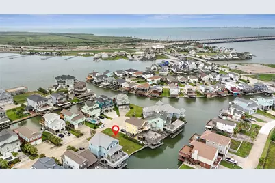 413 Amanda Circle, Galveston, TX 77554 - Photo 5