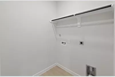 400 Long Branch Drive, Dayton, TX 77535 - Photo 9