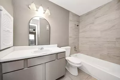 3105 Walnut Bend Ln #32, Houston, TX 77042 - Photo 15