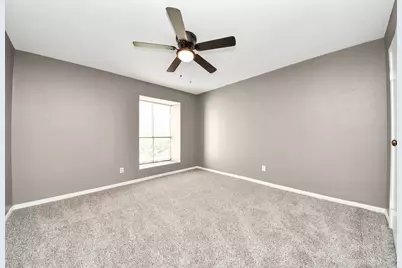 3105 Walnut Bend Ln #32, Houston, TX 77042 - Photo 21