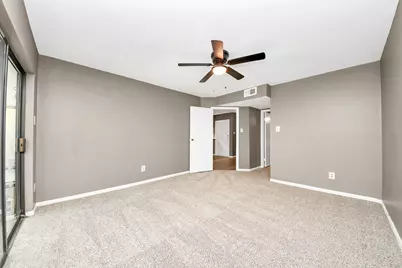 3105 Walnut Bend Ln #32, Houston, TX 77042 - Photo 13