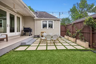 2211 Harvard Street, Houston, TX 77008 - Photo 25