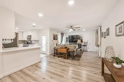 5002 Beechnut Street, Houston, TX 77096 - Photo 13