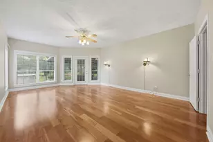 800 W Briarwood Dr, Brenham, TX 77833 - Photo 11