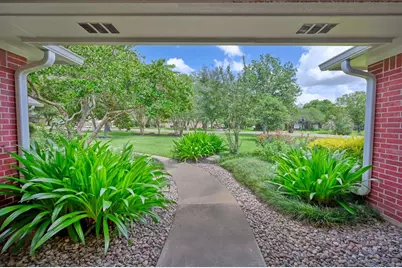 800 W Briarwood Drive, Brenham, TX 77833 - Photo 17