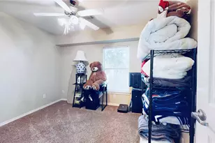 213 Drake Run Ln, Dickinson, TX 77539 - Photo 13