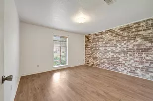 3980 Laura Leigh Dr, Friendswood, TX 77546 - Photo 15