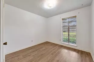 3980 Laura Leigh Dr, Friendswood, TX 77546 - Photo 13
