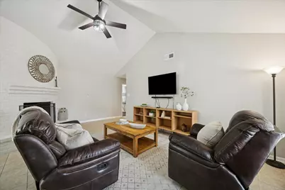 5422 Golf Drive, Houston, TX 77091 - Photo 13