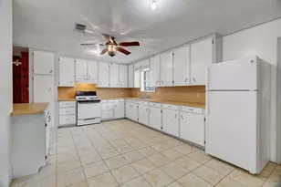 577 County Rd 2251, Cleveland, TX 77327 - Photo 7