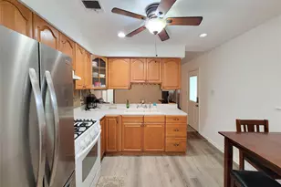1629 Canary Cir, League City, TX 77573 - Photo 13