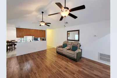 1629 Canary Circle, League City, TX 77573 - Photo 11