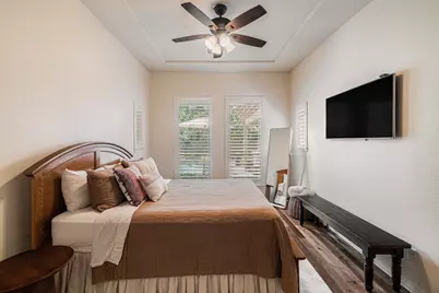 31 Wood Manor Place, The Woodlands, TX 77381 - Photo 17