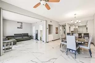 7700 Seawall Blvd, Galveston, TX 77551 - Photo 17