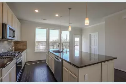 3107 Briarwood Point Place, Houston, TX 77063 - Photo 11
