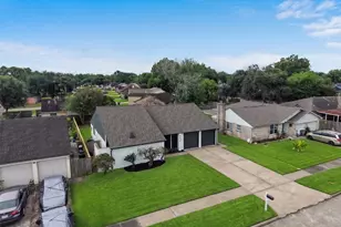 9014 Kirkmont Dr, Houston, TX 77089 - Photo 29