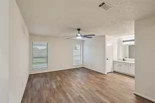 9014 Kirkmont Dr, Houston, TX 77089 - Photo 19