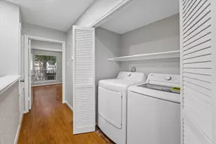 995 Memorial Village Dr, Houston, TX 77024 - Photo 19