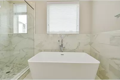 5903 Val Verde Street #D, Houston, TX 77057 - Photo 13
