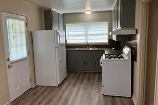 1805 Thelma Ln, Pasadena, TX 77502 - Photo 9