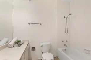 2213 S Braeswood Blvd, Houston, TX 77030 - Photo 17