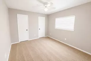 6221 Silver Leaf Dr, League City, TX 77573 - Photo 15