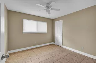 253 N Shanks St, Clute, TX 77531 - Photo 19