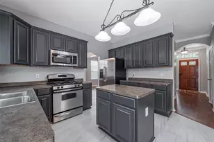 3306 Autumn Forest Dr, Pearland, TX 77584 - Photo 11
