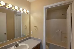 24023 Strong Pine Dr, Houston, TX 77336 - Photo 9