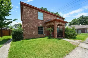 24023 Strong Pine Dr, Houston, TX 77336 - Photo 1
