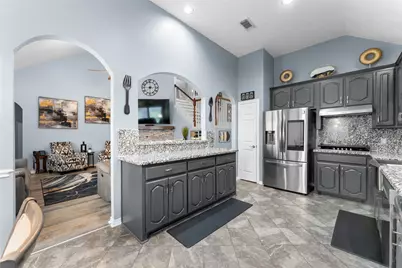 22907 Bank Shade Court, Tomball, TX 77375 - Photo 9