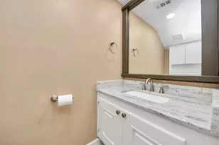 14585 Misty Meadow Ln, Houston, TX 77079 - Photo 27