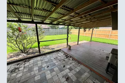 11730 Alamo Drive, La Porte, TX 77571 - Photo 13