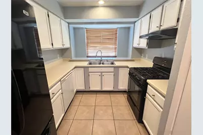 11730 Alamo Drive, La Porte, TX 77571 - Photo 7