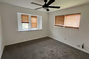 11730 Alamo Dr, La Porte, TX 77571 - Photo 9
