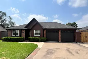 11730 Alamo Dr, La Porte, TX 77571 - Photo 1