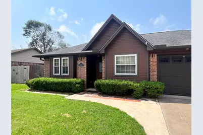 11730 Alamo Drive, La Porte, TX 77571 - Photo 3