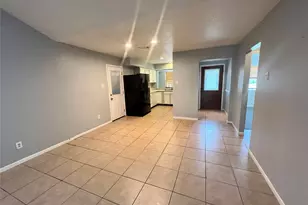 11730 Alamo Dr, La Porte, TX 77571 - Photo 5