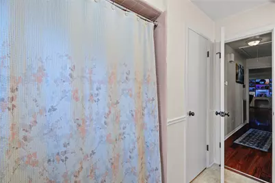 108 Spruce Street, Lake Jackson, TX 77566 - Photo 23