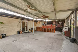 108 Spruce St, Lake Jackson, TX 77566 - Photo 27