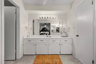 108 Spruce St, Lake Jackson, TX 77566 - Photo 21