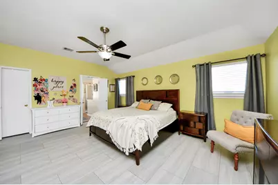 10803 Shannon Mills Lane, Houston, TX 77075 - Photo 35