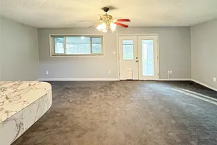 116 Cypress St, Lake Jackson, TX 77566 - Photo 5