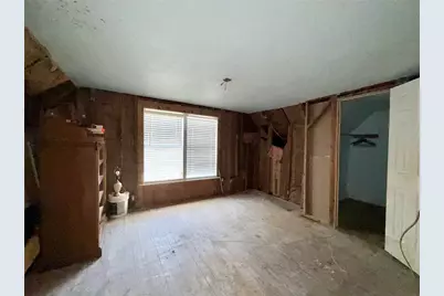 2945 Call Street, Vidor, TX 77662 - Photo 11