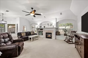 1306 Golden Sun Ct, Pasadena, TX 77586 - Photo 7