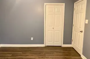 7648 Broadview Dr, Houston, TX 77061 - Photo 7